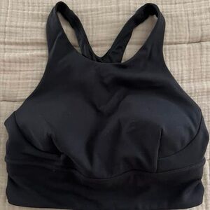 Black Lululemon sports bra